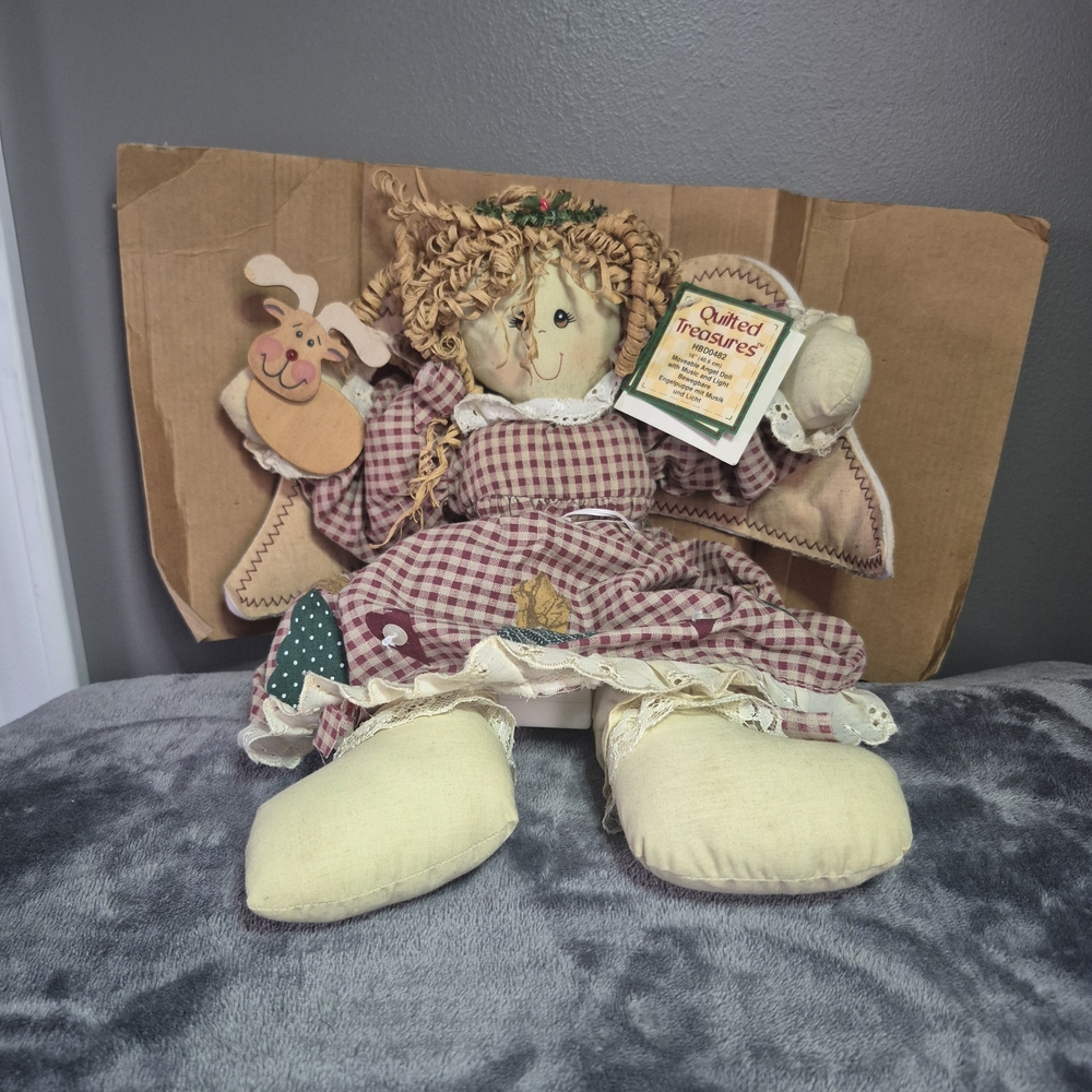 Vintage Quilted Treasures Moveable Angel Doll with Lights and Music #1